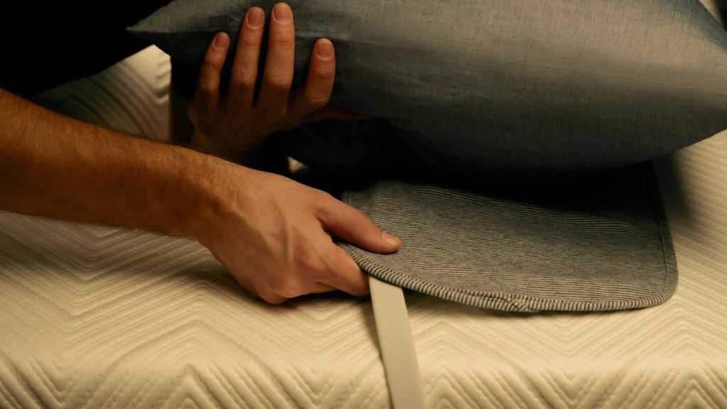 kakaya-poza-dlya-sna-samaya-opasnaya-3.jpg